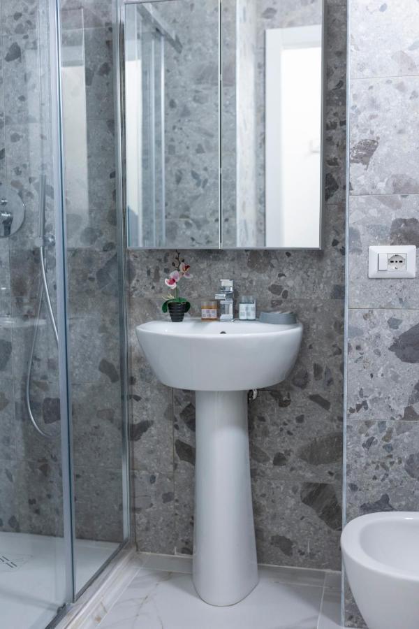 Santa Marta Apartments Milan Luaran gambar